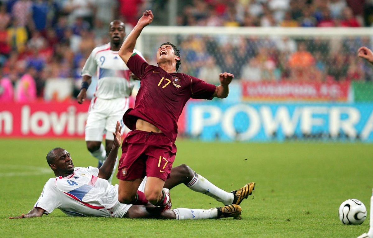 2006-cristiano-ronaldo-patrick-vieira.jpg